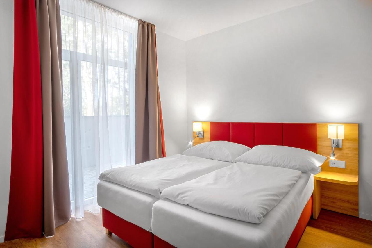 Szent Bernadett Családi Apartmanház Siófok Exterior foto