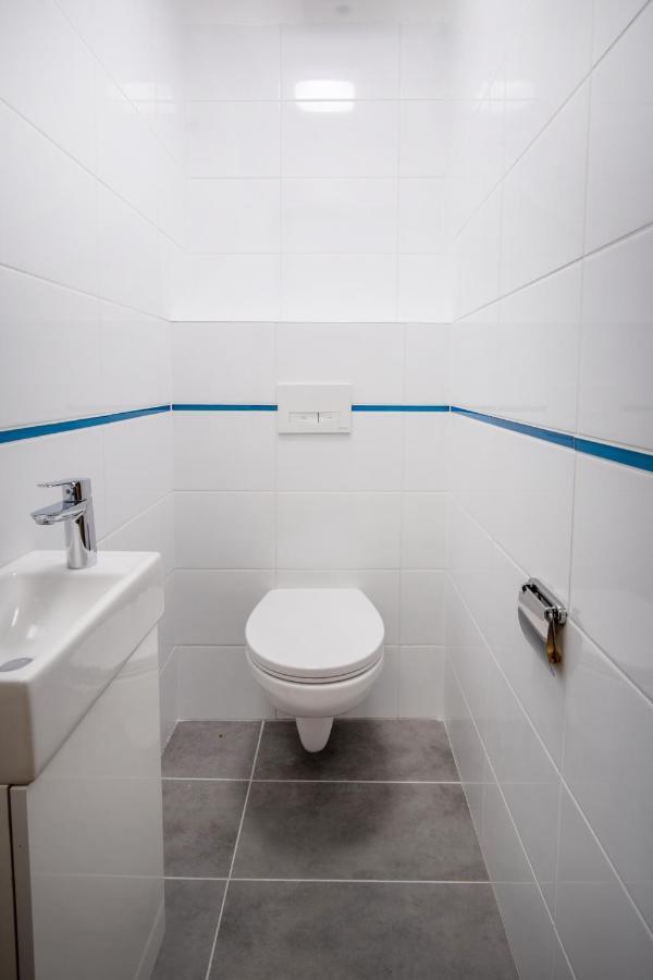 Szent Bernadett Családi Apartmanház Siófok Exterior foto